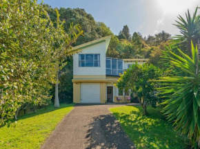 Casa Caramba - Whitianga Holiday Home